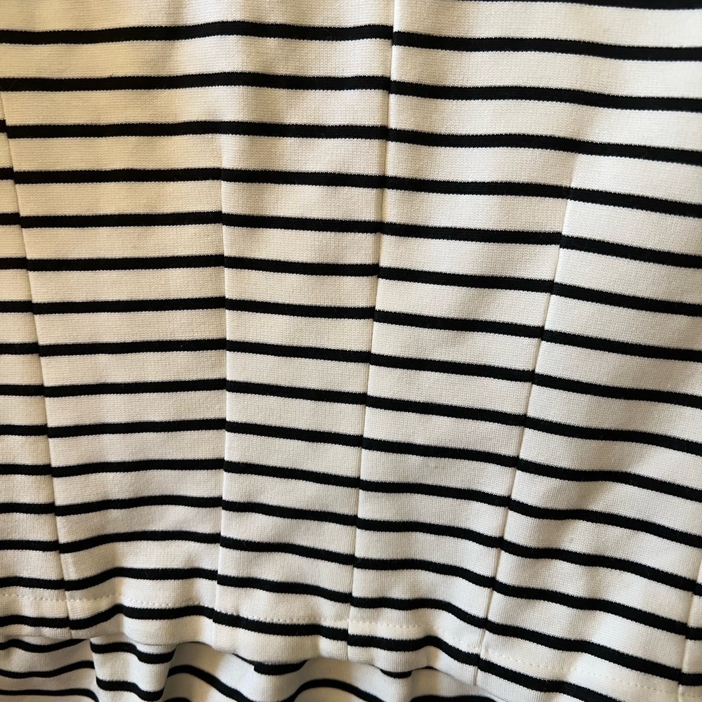 Cartonnier | Anthropologie striped slightly cropped cream - white blazer - Picture 3 of 6